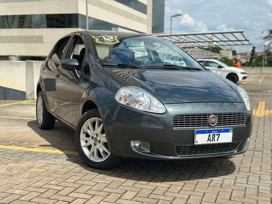FIAT PUNTO 1.6 ESSENCE 16V FLEX 4P MANUAL